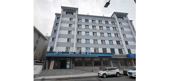 太原萬柏林區(qū)鋁廠巷如家4.0酒店空氣能冷熱水、風(fēng)管機(jī)系統(tǒng)施工完畢